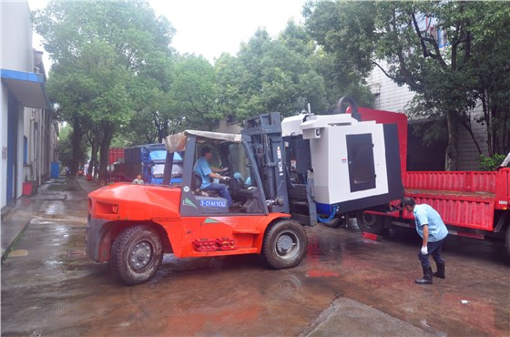 防汛期間，皖南電機(jī)轉(zhuǎn)移重要設(shè)備至安全地帶